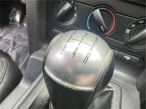 Used 2006 Ford Mustang GT RWD image 16