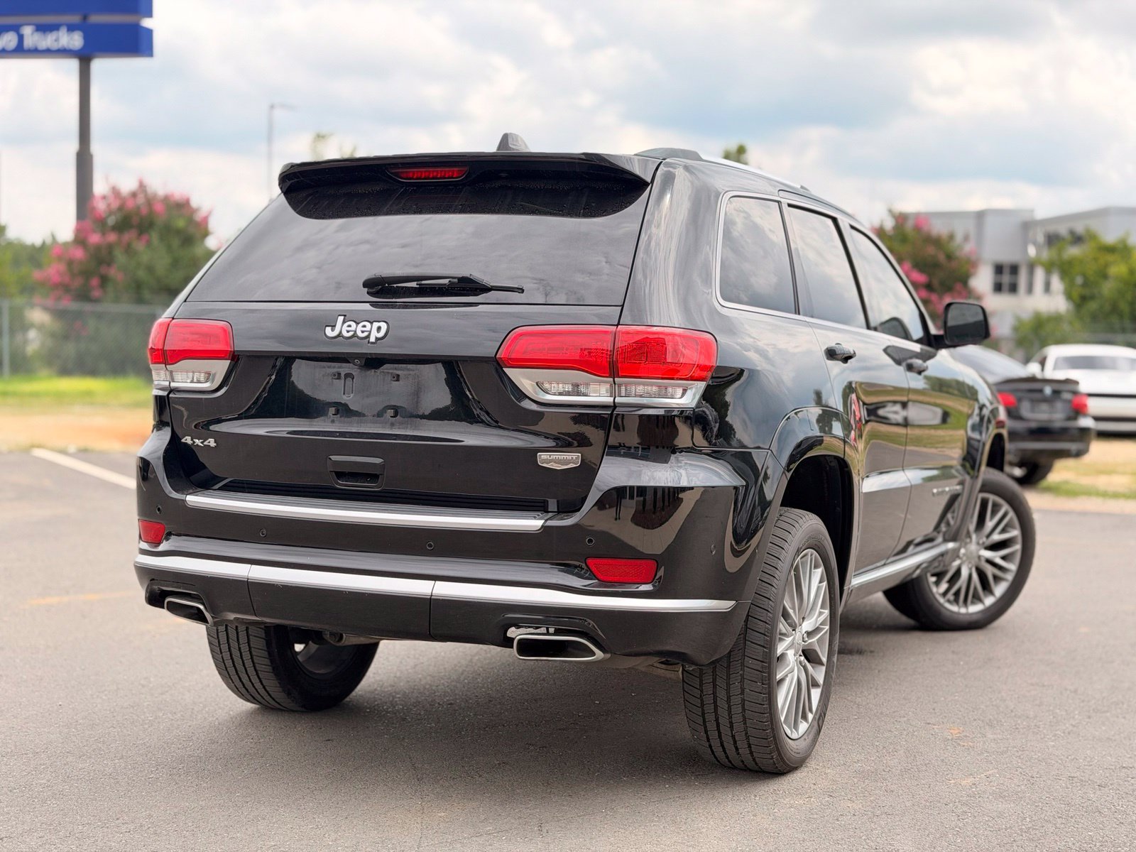 Used 2018 Jeep Grand Cherokee Summit w/ Platinum Series Group AWD/4WD image 6