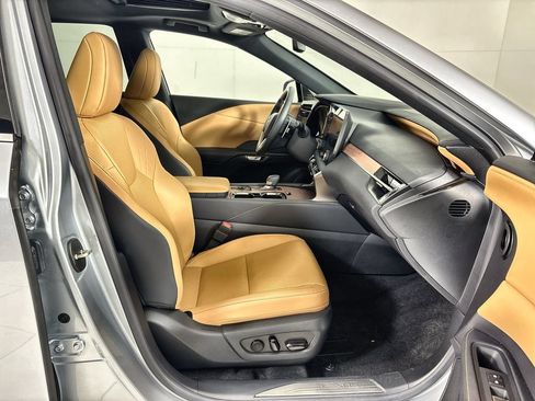 Used 2024 Lexus RX 350 Premium w/ Accessory Package (Z1) FWD image 26