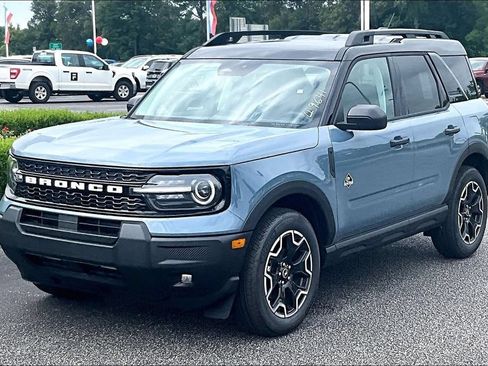New 2026 Ford Bronco Sport Outer Banks AWD/4WD image 2