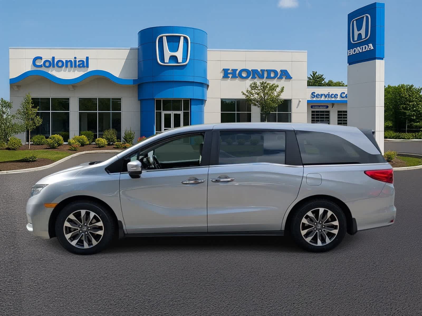 Used 2024 Honda Odyssey EX-L image 3