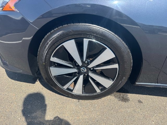 Used 2020 Nissan Altima 2.5 SV FWD image 17
