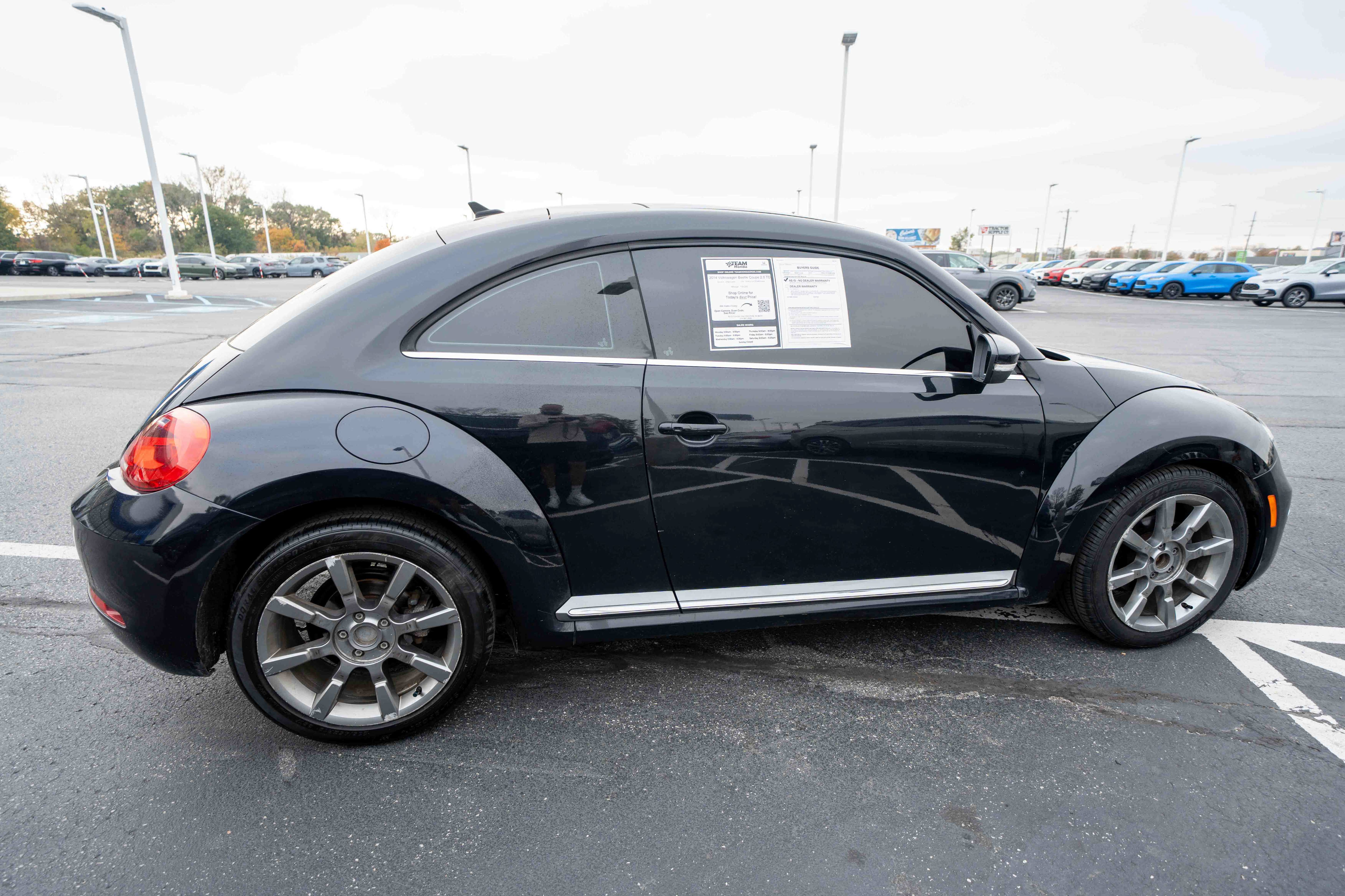 Used 2014 Volkswagen Beetle TDI FWD image 6