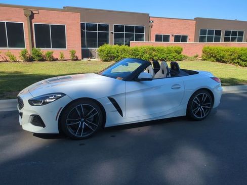 Used 2020 BMW Z4 sDrive30i w/ M Sport Package RWD image 34
