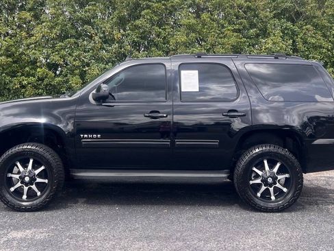 Used 2013 Chevrolet Tahoe LS w/ Convenience Package RWD image 3