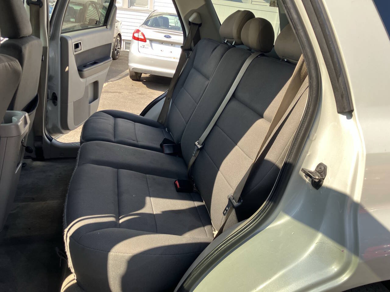 Used 2009 Ford Escape XLT FWD image 29