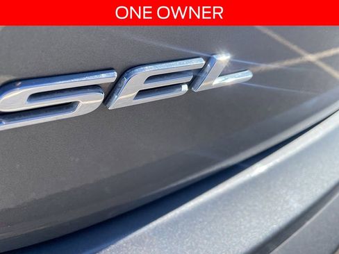 Used 2024 Ford Edge SEL image 7