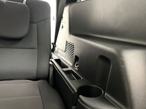 Used 2025 Ford Explorer Active image 34