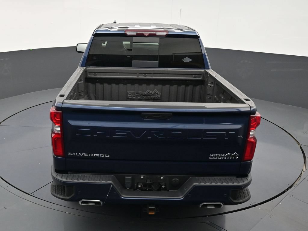 Used 2023 Chevrolet Silverado 1500 High Country w/ High Country Premium Package AWD/4WD image 12