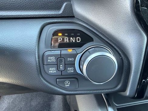 New 2026 RAM 1500 4x4 Crew Cab image 28
