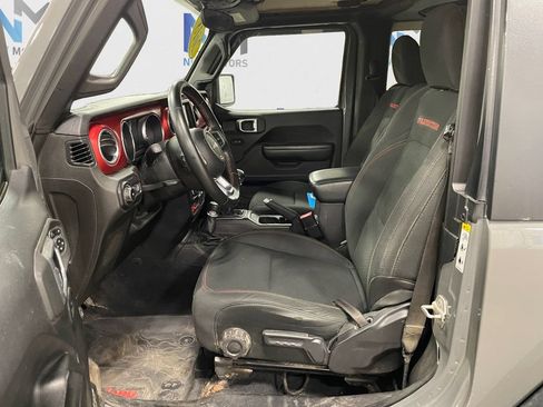 Used 2018 Jeep Wrangler Rubicon AWD/4WD image 9