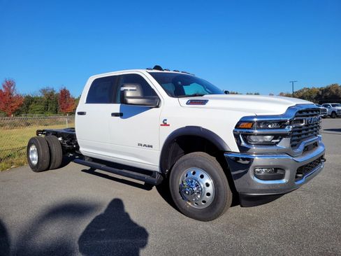 New 2026 RAM 3500 Tradesman image 14