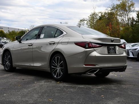 New 2025 Lexus ES 350 w/ Premium Package image 5