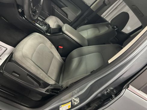 Used 2020 Chevrolet Colorado W/T w/ WT Convenience Package RWD image 12
