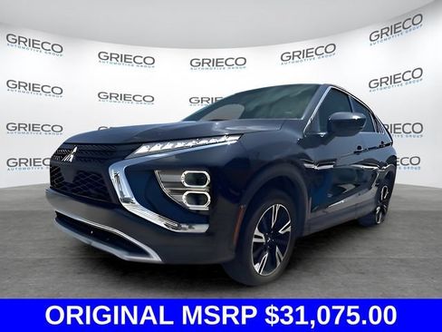 Used 2025 Mitsubishi Eclipse Cross AWD image 2