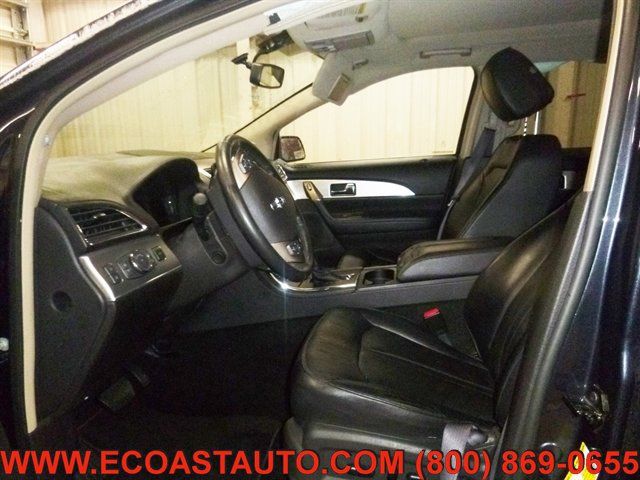 Used 2013 Lincoln MKX FWD image 10