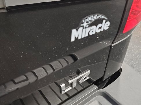 Used 2017 Chevrolet Silverado 2500 LTZ w/ LTZ Plus Package image 33