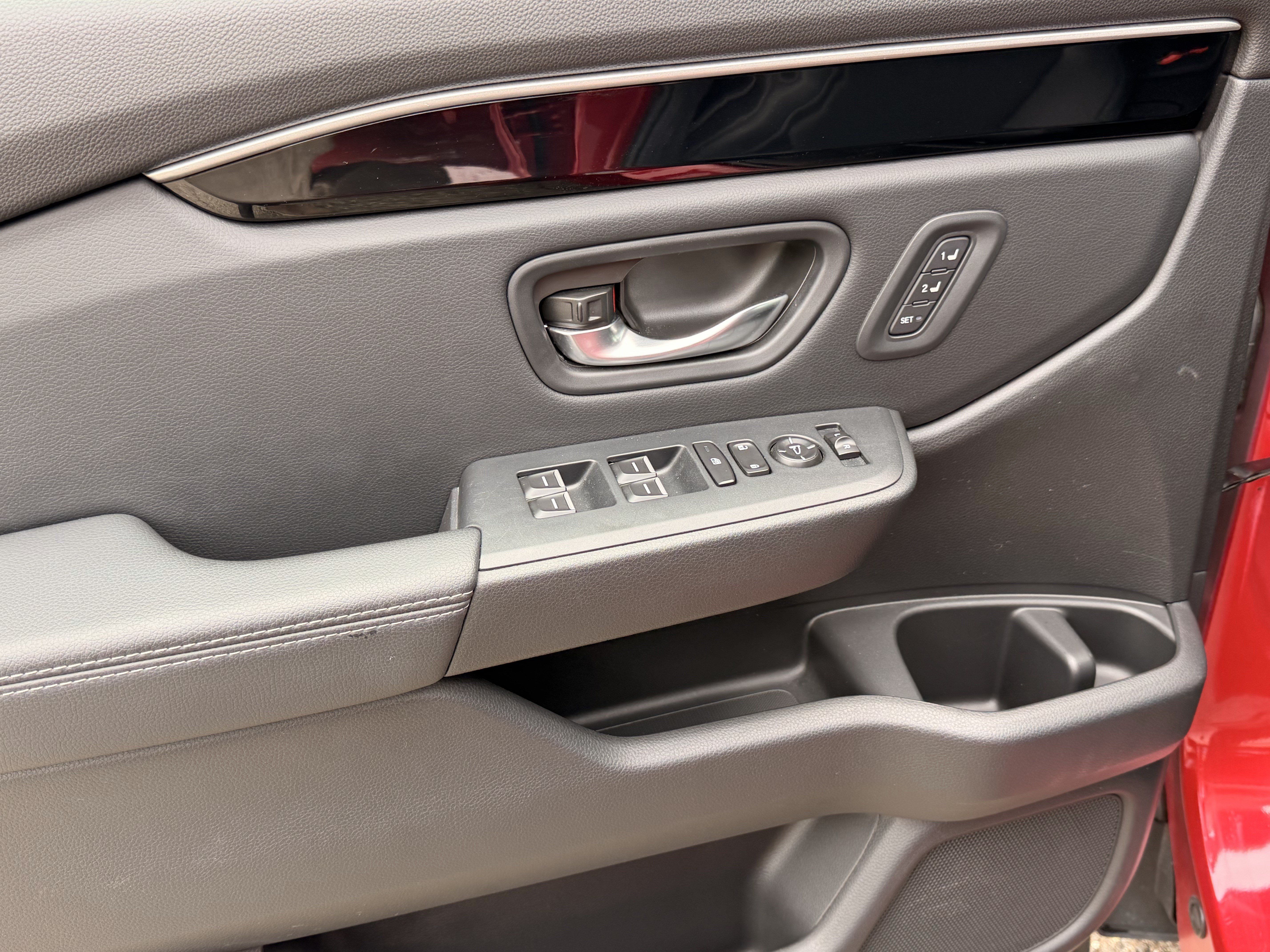 Used 2023 Honda Pilot EX-L image 11