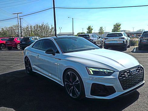 Used 2021 Audi S5 Premium Plus image 3