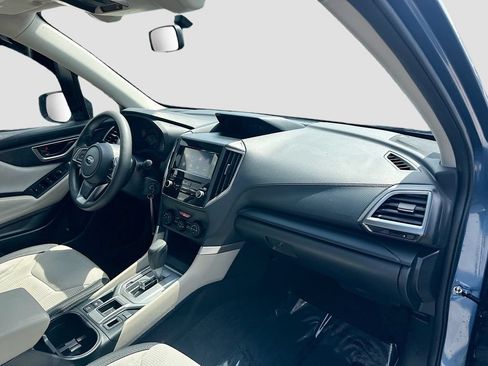Used 2021 Subaru Forester AWD/4WD image 24