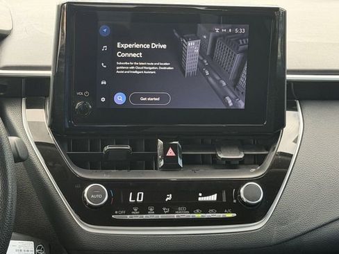 Used 2025 Toyota Corolla LE image 16