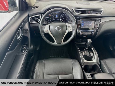 Used 2015 Nissan Rogue SL image 23