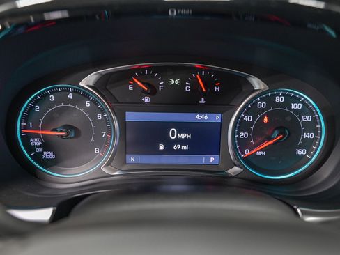 Used 2022 Chevrolet Traverse LT image 21