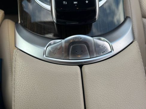 Used 2017 Mercedes-Benz C 300 4MATIC Cabriolet image 24