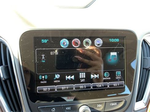 Used 2016 Chevrolet Malibu Premier w/ Driver Confidence Package image 24