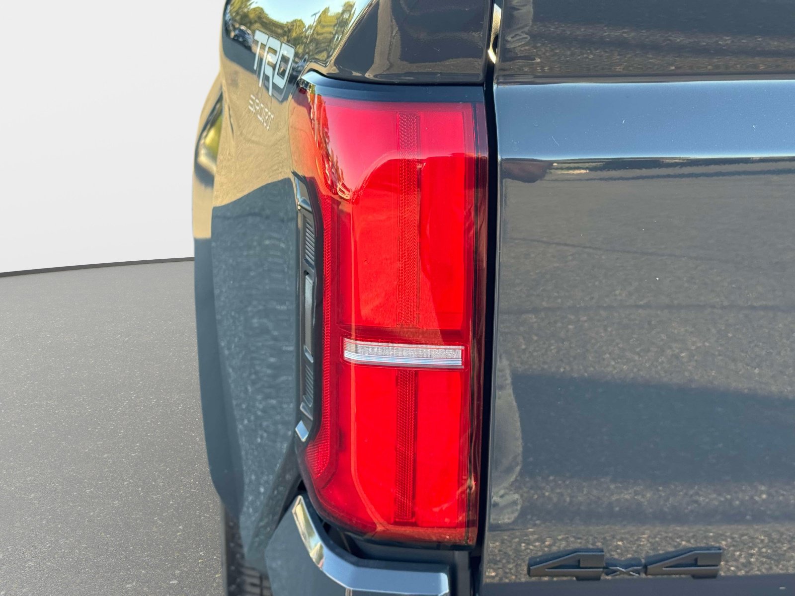 Certified 2024 Toyota Tacoma TRD Sport w/ TRD Sport Premium Package AWD/4WD image 12