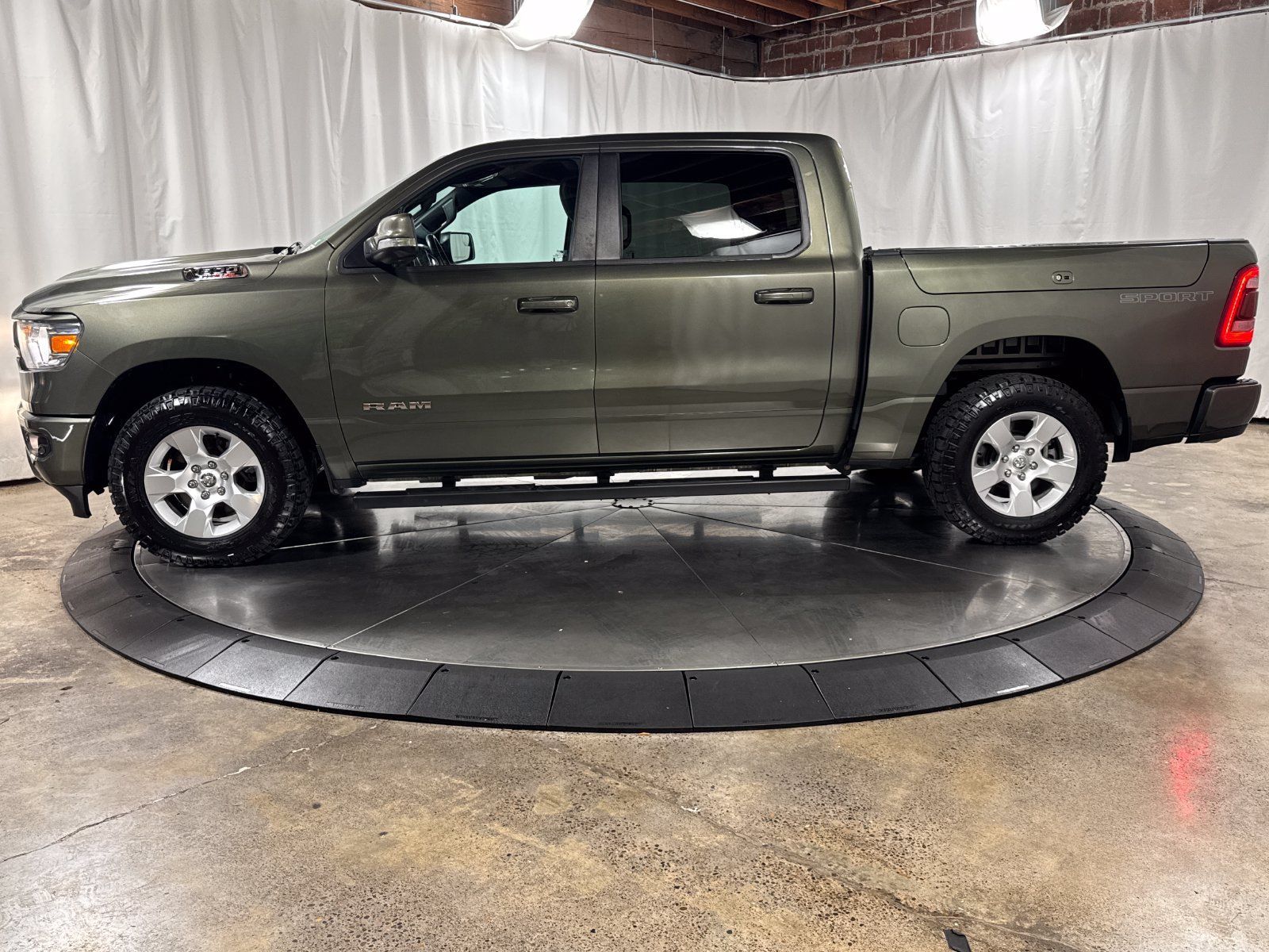 Used 2020 RAM 1500 Big Horn AWD/4WD image 8
