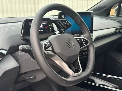 Used 2023 Volkswagen ID.4 Pro image 16
