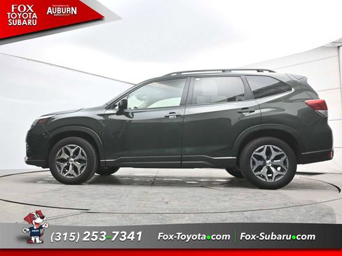 Used 2024 Subaru Forester Premium w/ Pop Package 2 image 24