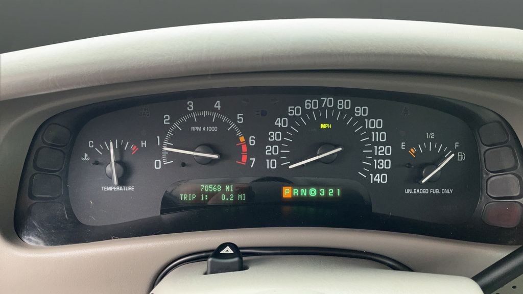 Used 2002 Buick Park Avenue w/ Prestige Pkg FWD image 18