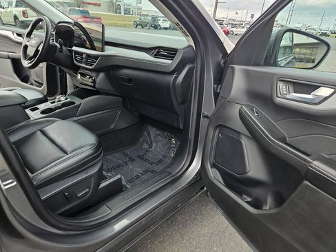 Used 2024 Ford Escape Platinum image 20