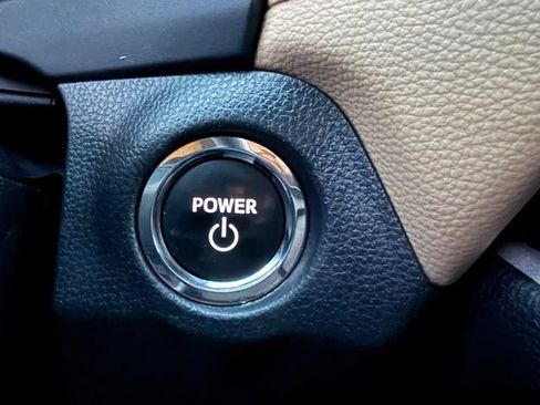 Used 2024 Toyota RAV4 XLE w/ Convenience Package AWD/4WD image 23