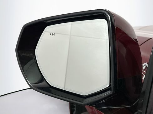 Used 2021 Chevrolet Tahoe High Country image 16