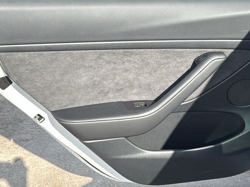 Used 2023 Tesla Model 3 Long Range image 16