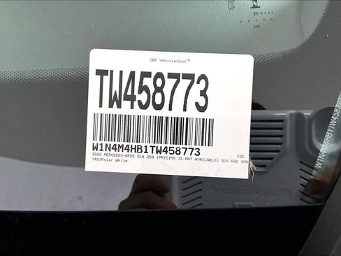 New 2026 Mercedes-Benz GLB 250 4MATIC image 17