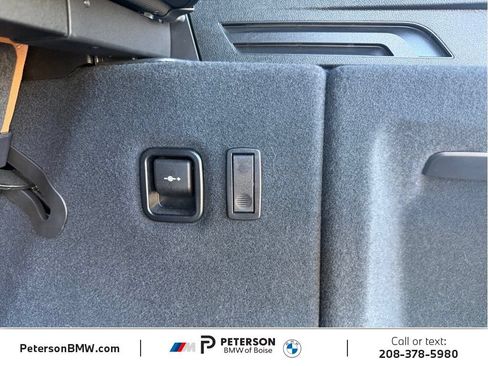 Used 2024 BMW X3 xDrive30i w/ Premium Package w/ZPA AWD/4WD image 11