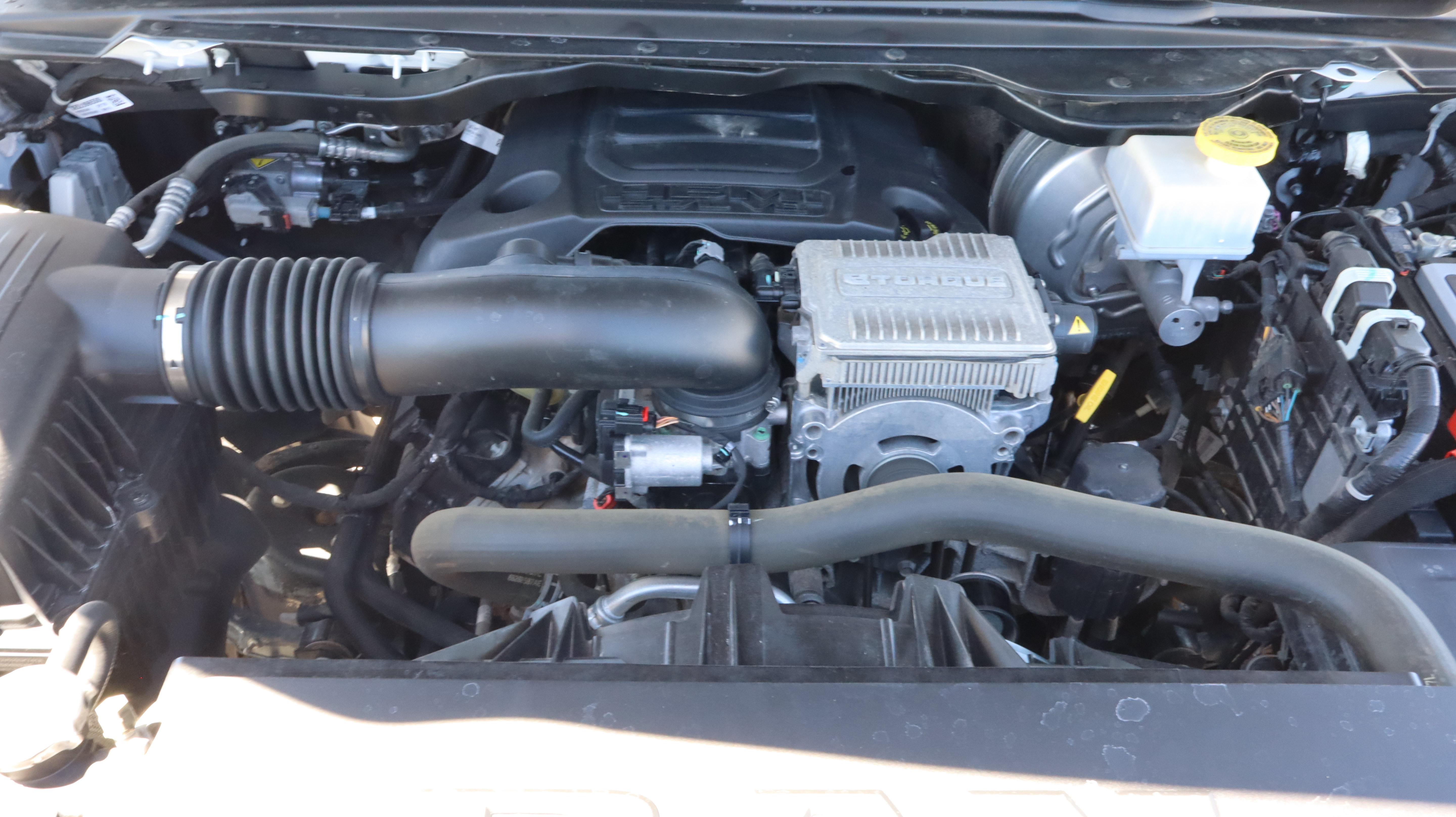 Used 2023 RAM 1500 Laramie AWD/4WD image 16