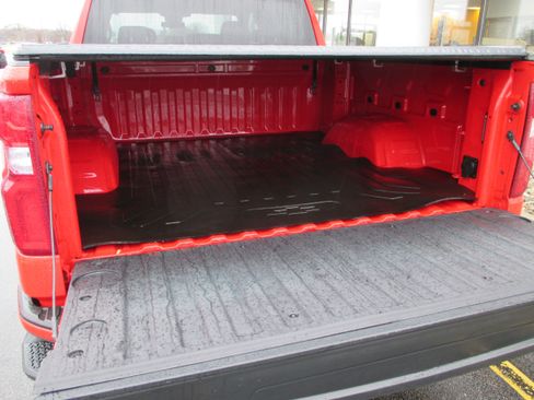 Used 2023 Chevrolet Silverado 1500 RST image 10