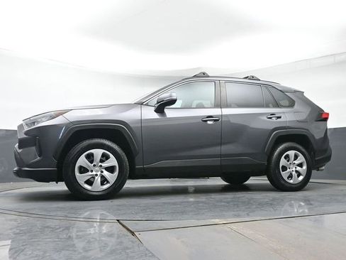 Certified 2021 Toyota RAV4 LE AWD/4WD image 29