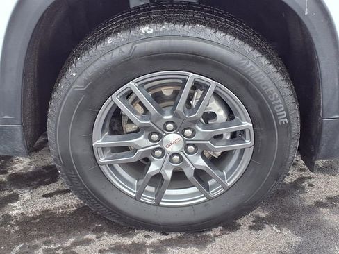 Used 2025 GMC Acadia Elevation image 27