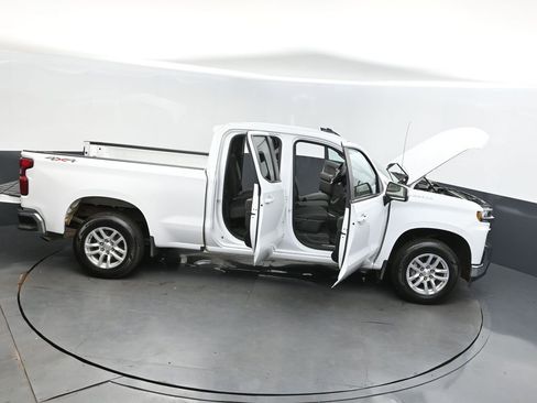 Used 2022 Chevrolet Silverado 1500 LT image 45