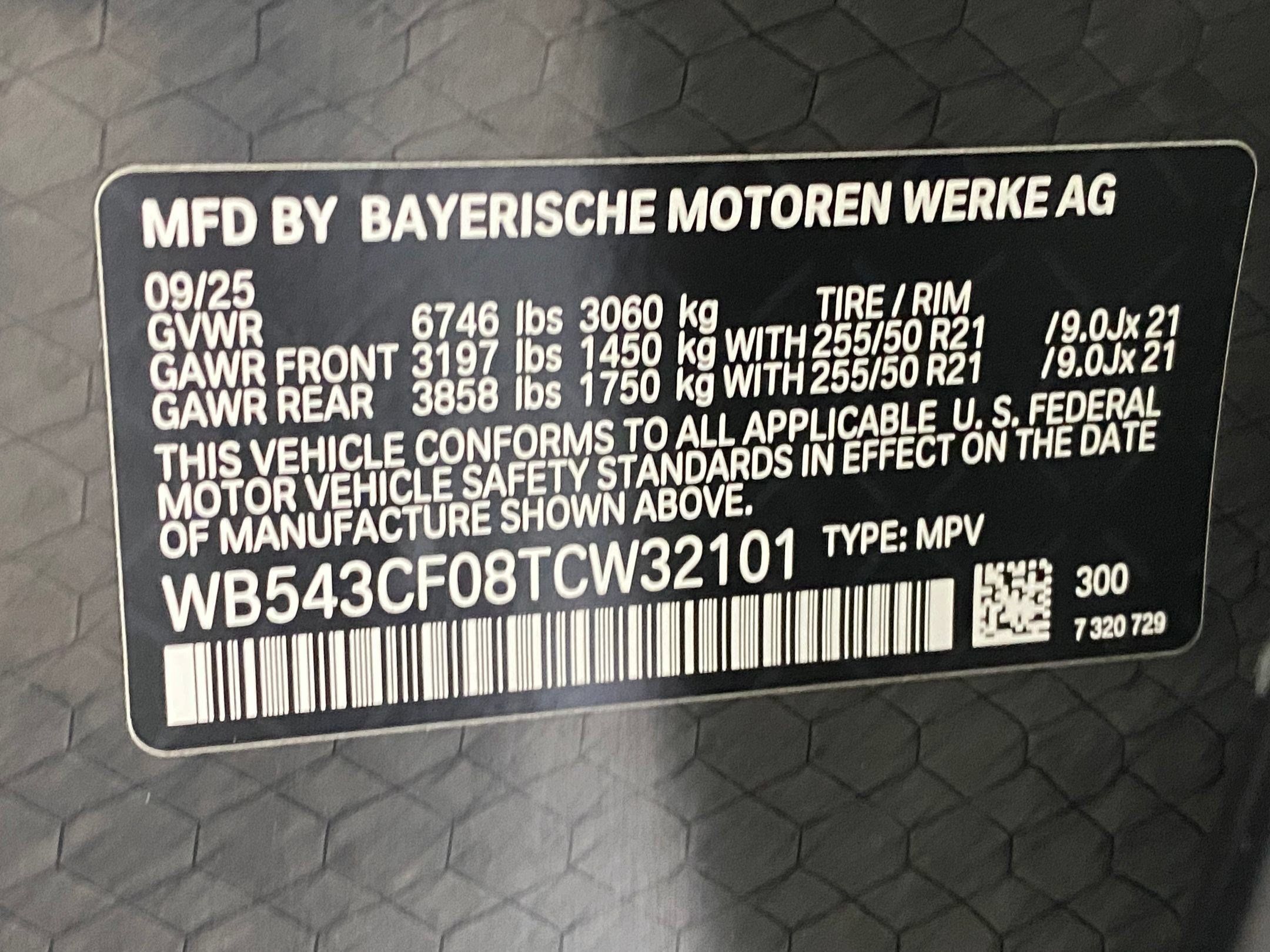 Used 2026 BMW iX xDrive45 AWD/4WD image 27