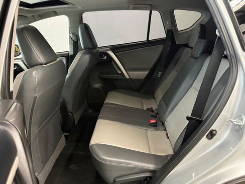 Used 2015 Toyota RAV4 Limited image 29