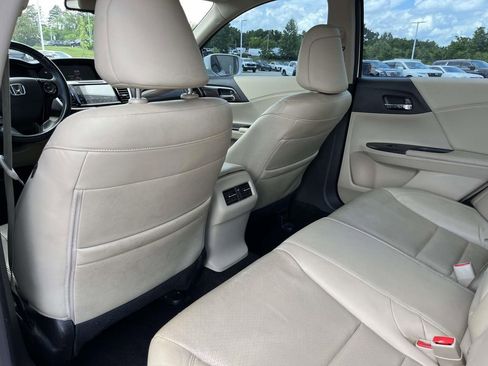 Used 2017 Honda Accord EX-L image 20