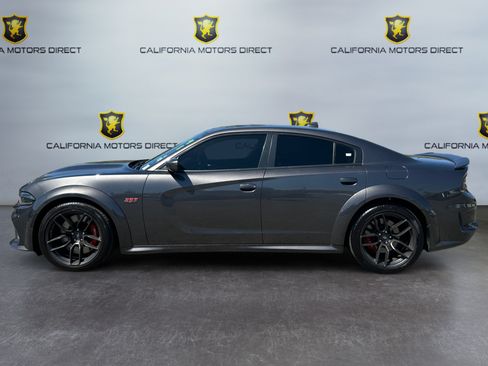 Used 2022 Dodge Charger Scat Pack RWD image 2
