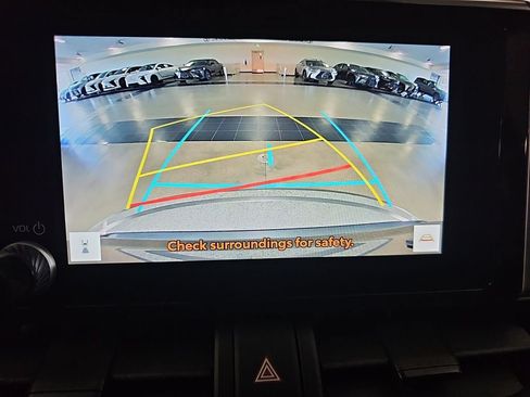 Used 2025 Toyota RAV4 XLE AWD/4WD image 25